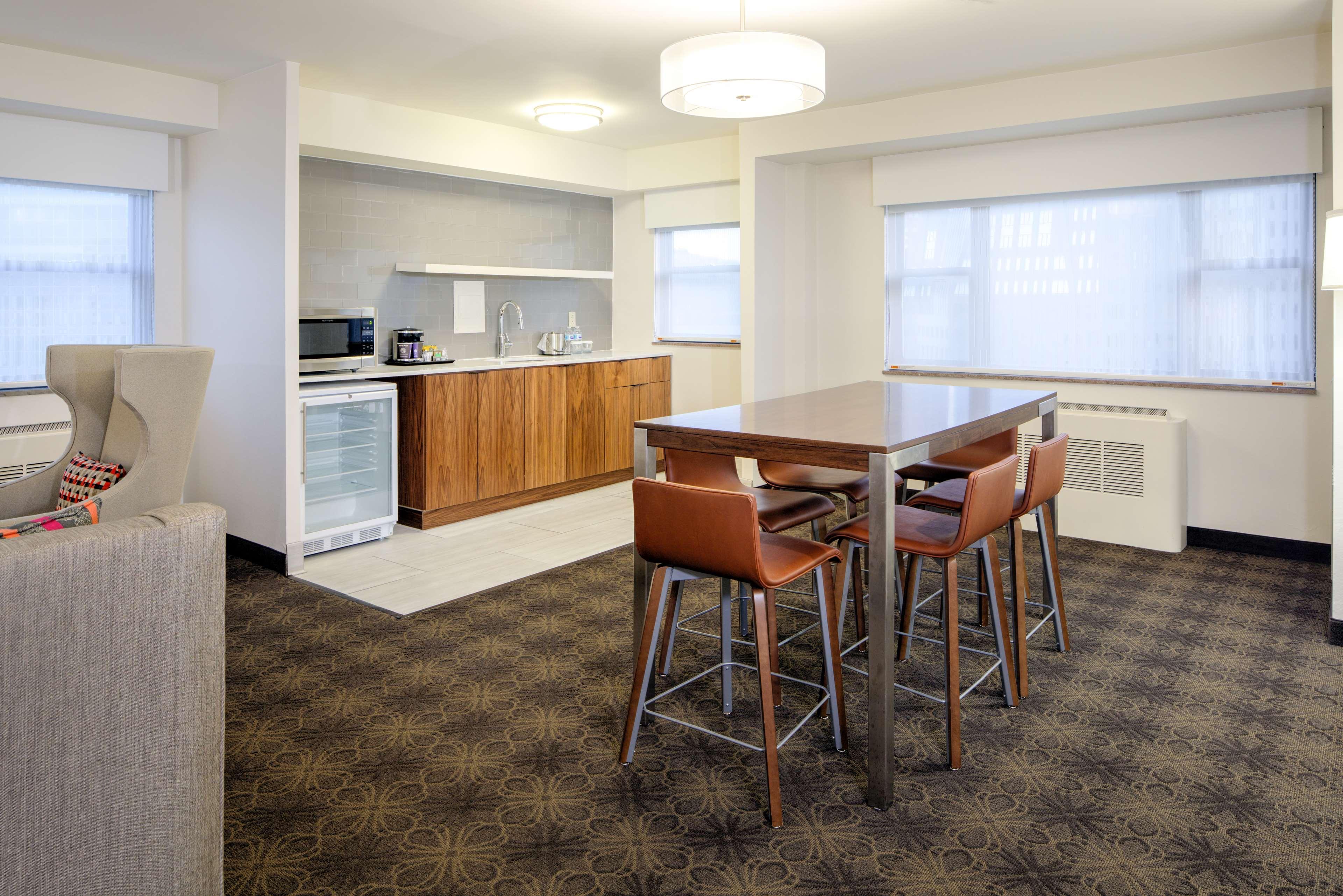 Doubletree By Hilton Hotel & Suites Pittsburgh Downtown Esterno foto
