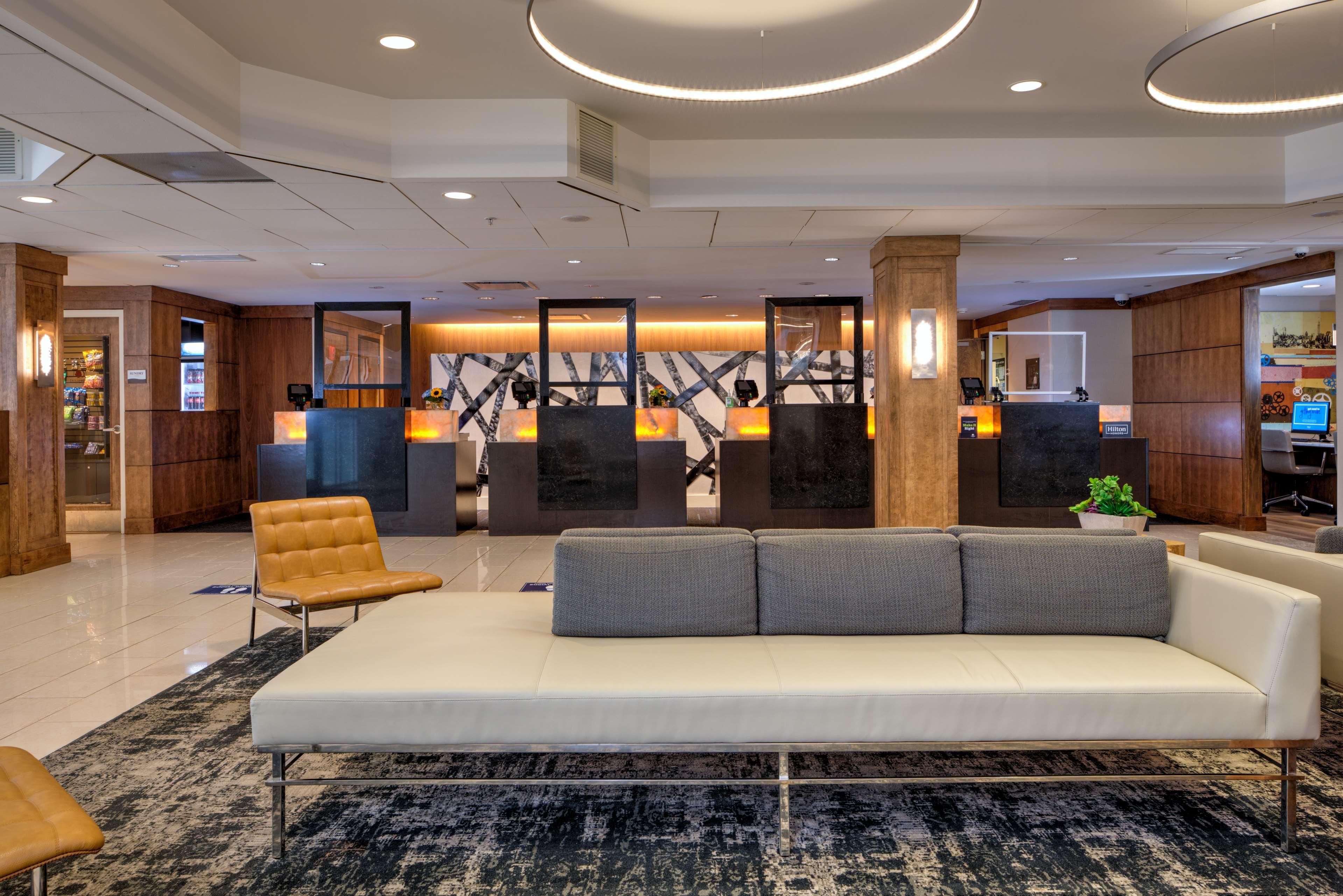 Doubletree By Hilton Hotel & Suites Pittsburgh Downtown Esterno foto