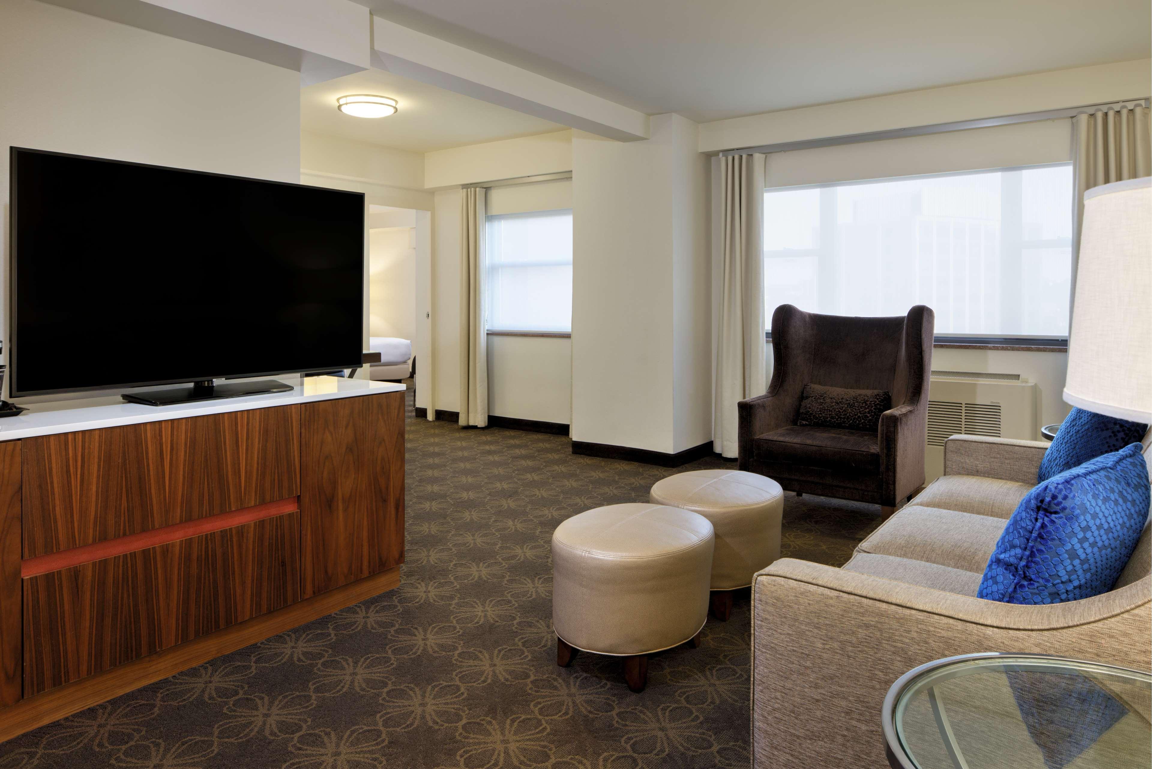 Doubletree By Hilton Hotel & Suites Pittsburgh Downtown Esterno foto