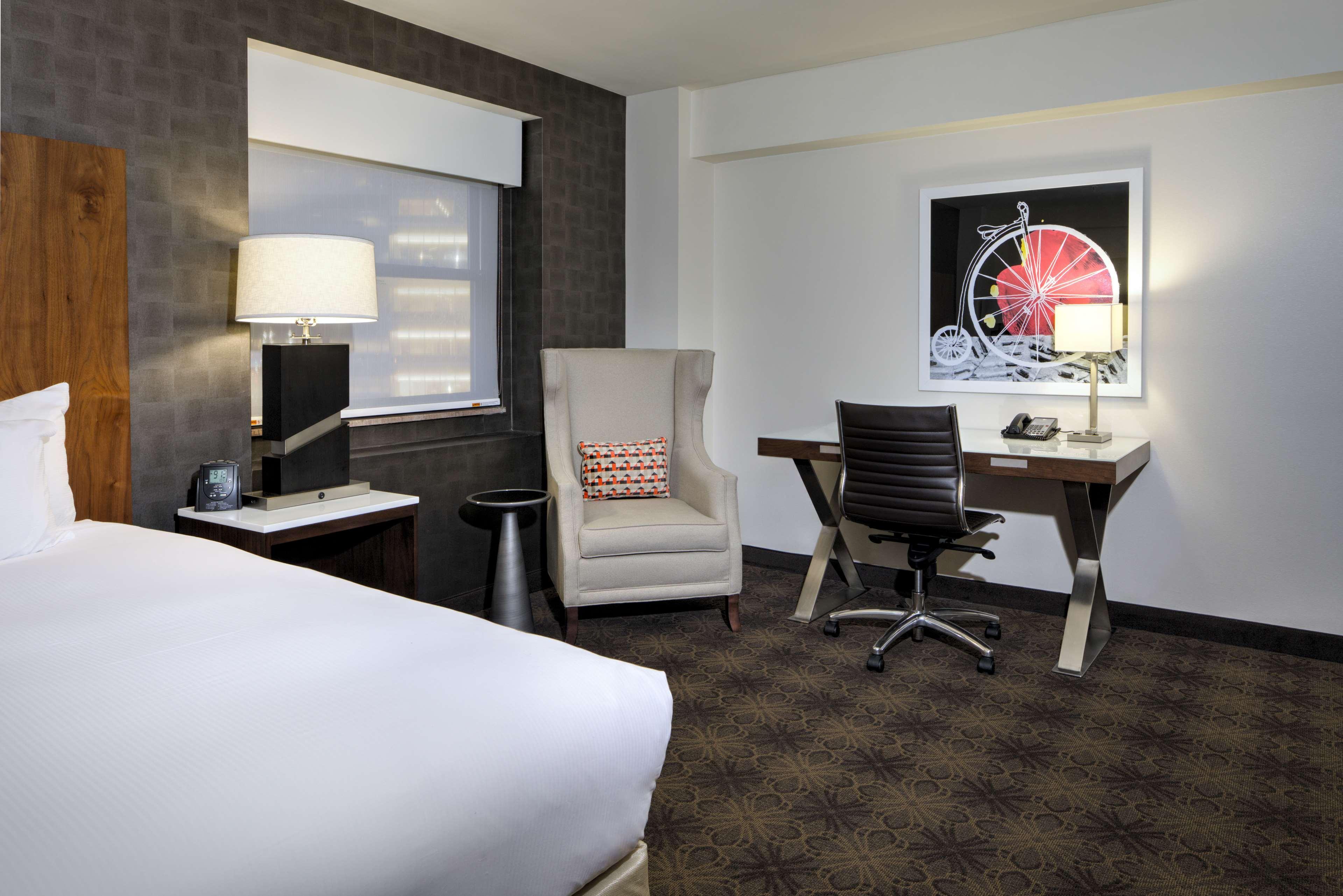 Doubletree By Hilton Hotel & Suites Pittsburgh Downtown Esterno foto